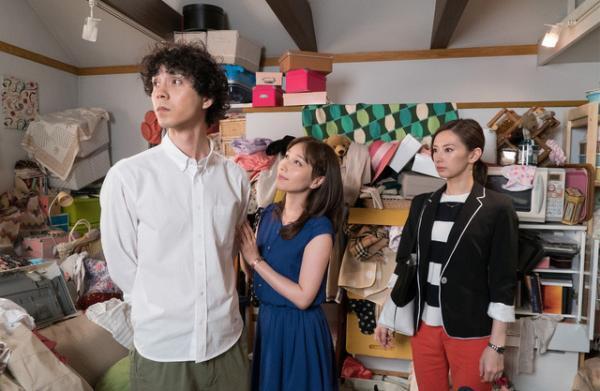 「家売るオンナ」第3話…はいだしょうこがゴミ屋敷に住む女で登場！