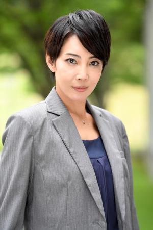 柚希礼音、退団後初ドラマ「死幣」で女監察官に！ 松井珠理奈も「捕まりたい」