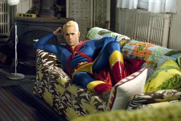 ライアン・レイノルズ、幻の“ヒーロー”映画がDVDで登場！『ペーパーマン』