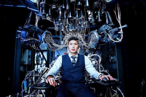 【映画ではじめるデートプラン 第38回】『秘密 THE TOP SECRET』×夏のお祭りデート in 六本木