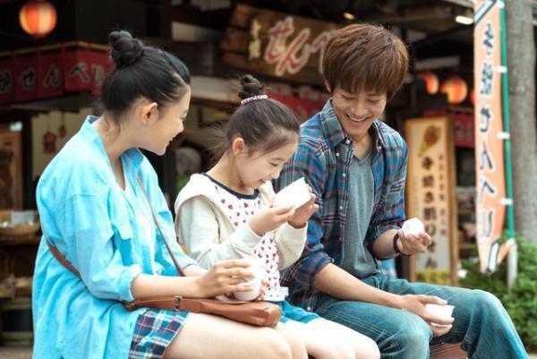 松坂桃李がヒッチハイカーに!? 杉咲花らの優しさに笑顔も…『湯を沸かすほどの熱い愛』