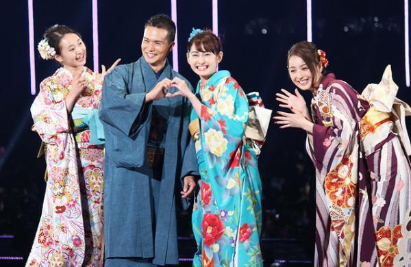 【第23回東京ガールズコレクションA/W】早見あかり＆市原隼人ら着物姿でランウェイに登場！