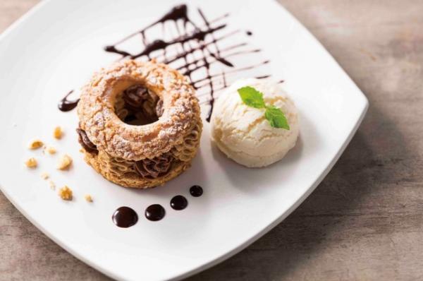 【3時のおやつ】「ヨックモック」、仏伝統のシュー菓子「パリブレスト」がオンライン限定で登場！