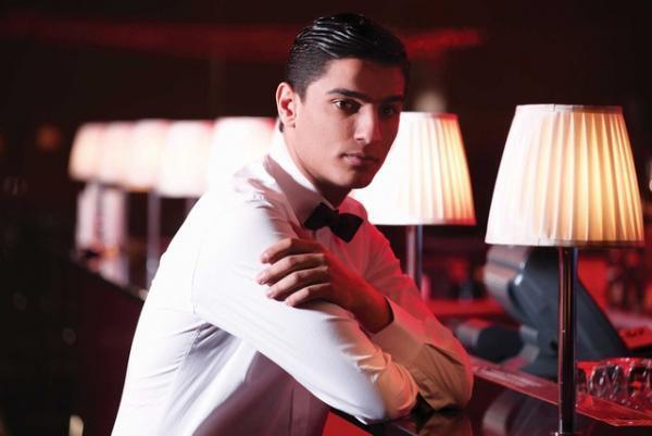 難民キャンプ出身のイケメンスター、ムハンマド・アッサーフとは？ 『歌声にのった少年』