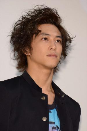 真剣佑＆村上虹郎＆北村匠海ら「仰げば尊し」の若手俳優に注目！