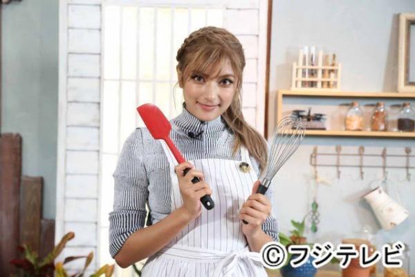 ローラ、「めざましテレビ」で料理コーナーをスタート　ライバルはMOCO’Sキッチン!?