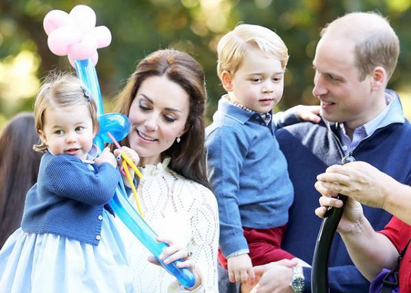 ジョージ王子＆シャーロット王女の愛らしい姿に世界が熱狂！