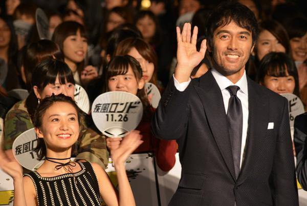 阿部寛、大島優子ら共演者からの高身長いじりに苦笑い「伸びていませんから大丈夫」