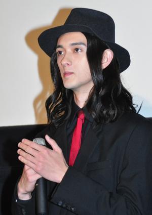 栗原類、電車の乗り換えはいつも全速ダッシュ!?