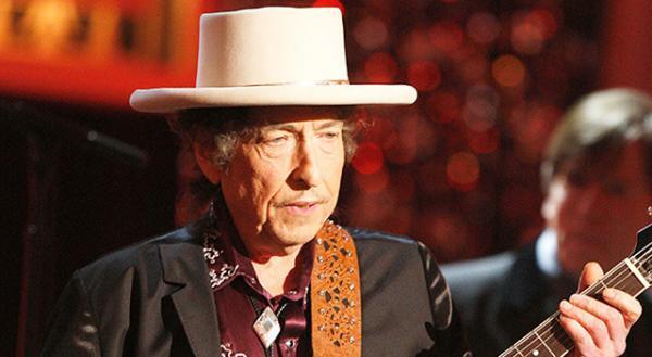 スウェーデン・アカデミー、ボブ・ディランと連絡取れずついに断念