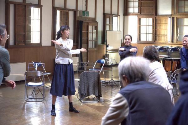 杏、休憩中のラジオ体操が本編に採用！『オケ老人！』の“練習風景”入手