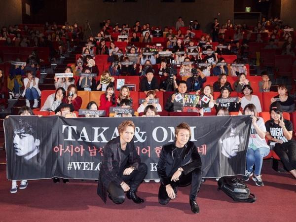 TAKAHIRO＆登坂広臣、韓国の舞台挨拶にファン悲鳴！女性スタッフに「肌がキレイ」