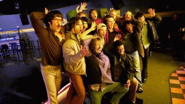 新たなアカデミー賞受賞者はここから？ 若手俳優たちのオフショット公開『エブリバディ・ウォンツ・サム!!』