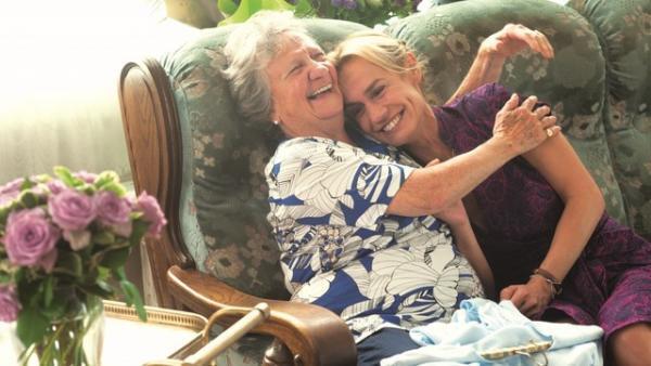 【シネマモード】最期まで自分らしく生きる…母の意志、遺された時間を共に過ごす娘のメッセージ