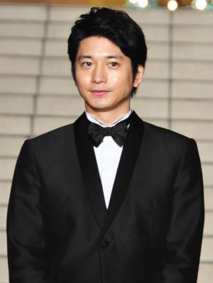 向井理、堤監督の「9頭身」指摘に「8.5頭身です」