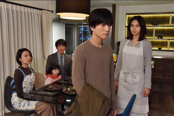 弓子と健一の関係を知った亜紀、ついに監視が発覚し…「砂の塔～知りすぎた隣人」第6話