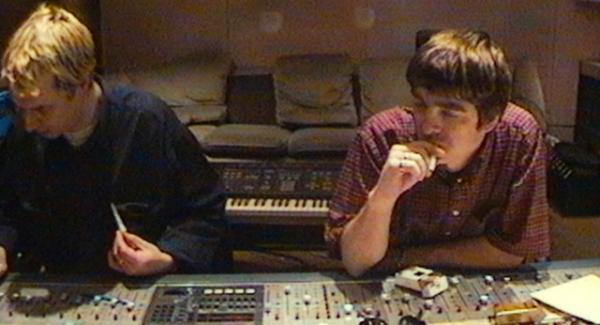 仲の悪さは世界一!? ノエル＆リアムはインタビューも別々！『オアシス：スーパーソニック』