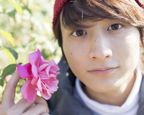 小関裕太、初のカレンダーが発売決定！ ハイタッチ＆お渡し会も開催