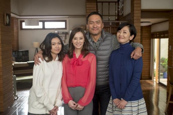 “ダメ男”渡辺謙が主演！ 娘役には北川景子＆二階堂ふみ「しあわせの記憶」新春放送決定