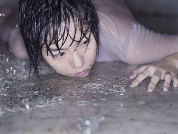 「とと姉」の注目女優・野村麻純、ずぶ濡れセクシーショットも！初WEB写真集配信