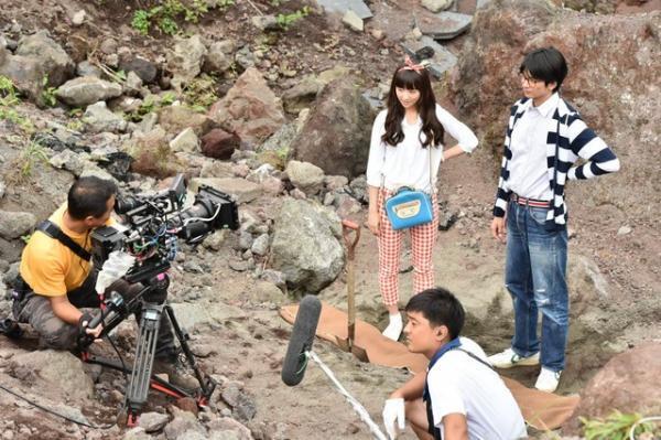 【特別映像】木村文乃、照れながらも“猪木風”に「やんのかコラ！」『神の舌を持つ男』メイキング公開