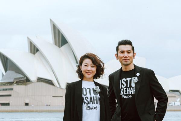 本木雅弘、『永い言い訳』西川美和監督とオーストラリアへ！流暢な英語で挨拶