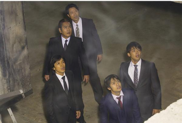 警視庁に忍び込む“京極”唐沢寿明たち…どうなる!?「ラストコップ」今夜