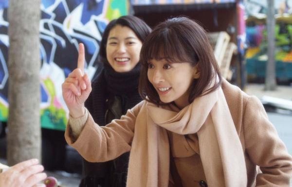 松雪泰子、初の一人二役！ 放つオーラまで変える圧巻の役作り『古都』