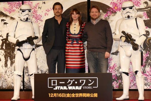 『ローグ・ワン』撮影現場に、マーク・ハミルが！キャスト＆監督が大興奮