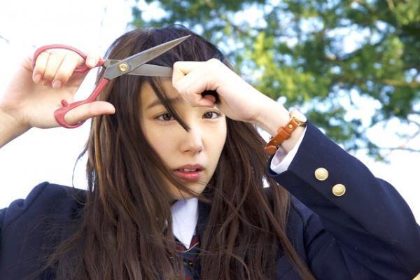 飯豊まりえ、前髪バッサリ！地味系女子がキラキラ女子へ『きょうのキラ君』変身画像入手