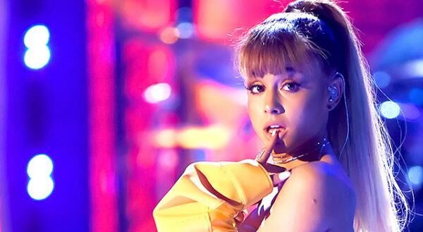 アリアナ グランデ スティーヴィー ワンダー コラボmvが公開 Sing キャラも登場 16年12月22日 ウーマンエキサイト