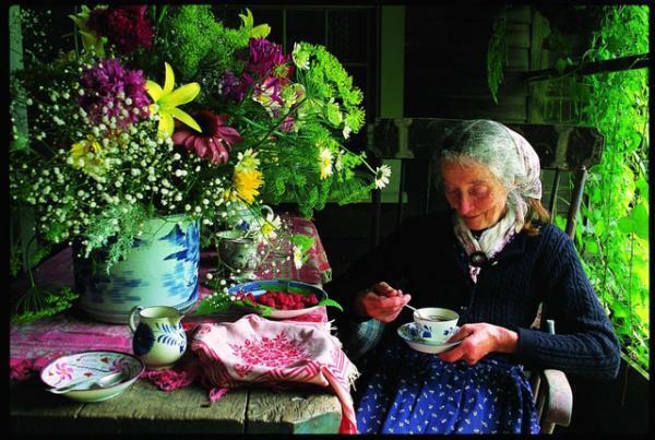 【予告編】絵本作家にして“スローライフの母”ターシャ・テューダーのドキュメンタリー公開