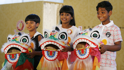 『スラムドッグ＄ミリオネア』の子役たち、チャリティ活動で香港訪問