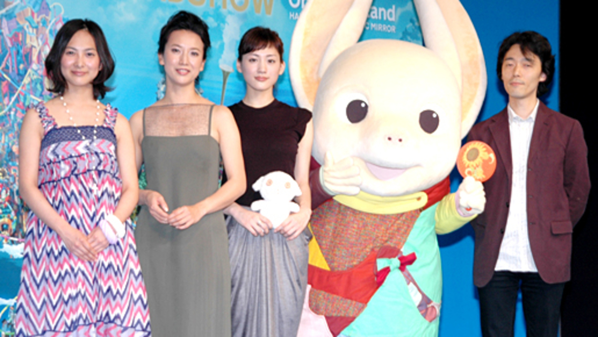 ホッタラケの島 見どころは ギリギリ見えそうな綾瀬はるかのスカートの中 09年6月12日 ウーマンエキサイト 1 4