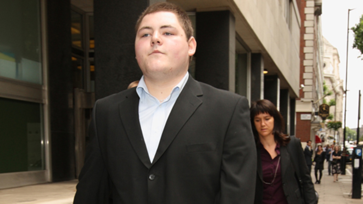 ハリポタ シリーズのホグワーツのいじめっ子役が 大麻栽培の有罪に 09年7月22日 ウーマンエキサイト 1 2