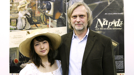 人形アニメの匠イジー・バルタ×貫地谷しほり「ポムネンカはお母さんのような女の子」