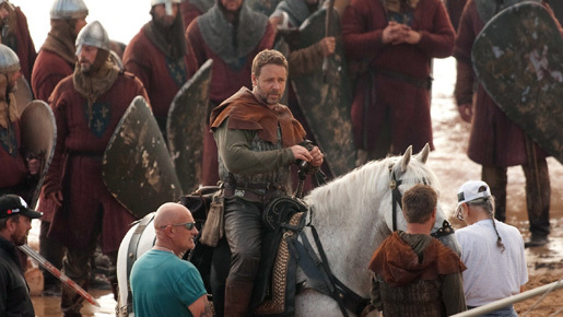 【ハリウッドより愛をこめて】『ハリポタ』にもエコの波？別作品のお城セットを再利用