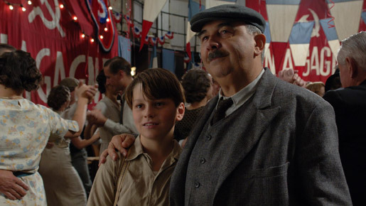 ファッション小噺vol.115　帽子でフェロモン？　『幸せはシャンソニア劇場から』