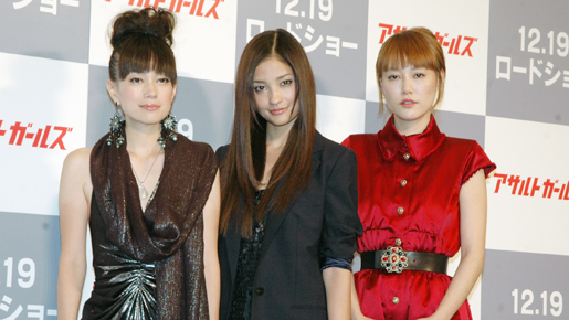 黒木メイサ、獅童との交際への執拗な質問もクールにかわす！『アサルトガールズ』会見