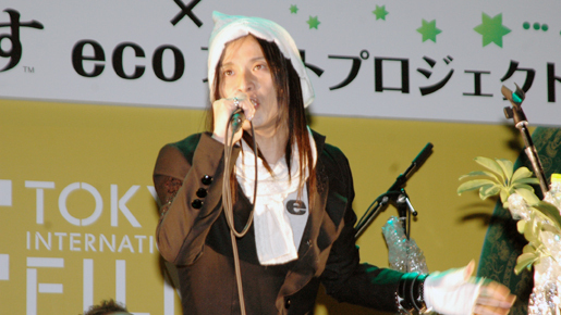 【TIFFレポート】辻仁成が率いるバンドZAMZA登場！往年の名曲「ZOO」熱唱