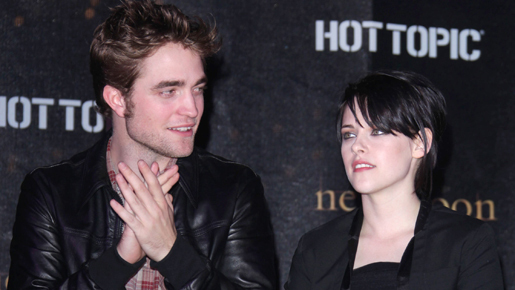 『ニュームーン／トワイライト・サーガ』のイベントに主役2人がツーショットで登場！