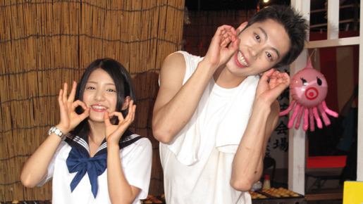 川島海荷、はんにゃ金田には「近寄らない」　W主演作の現場を公開！名コンビぶり発揮