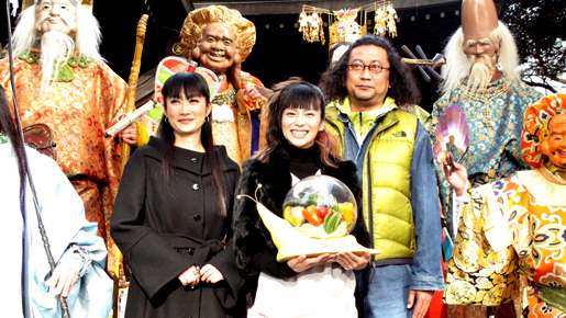 柴咲コウ、正月に手作りおせち3段中6個分配布、評判は「まあまあ」