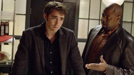 シネマカフェ的海外ドラマvol.136　シャーロック・ホームズよりも名探偵？