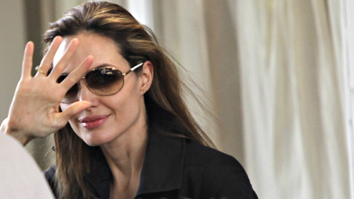 アンジーが討論番組に出演、ハイチ訪問は新しい養子探しの旅ではないと明言