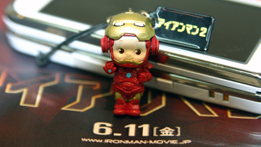 アイアンキューピー誕生　しかもマスクは可動式！　数量限定の前売特典で登場