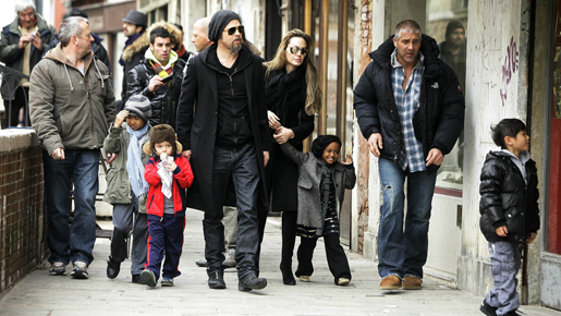 ブランジェリーナ家は水の都を満喫 冬の寒さをものともせずに子連れで水上タクシーに