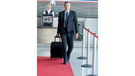 リストラからの奇跡！　G・クルーニーのオスカー候補作のエンディング曲が話題に