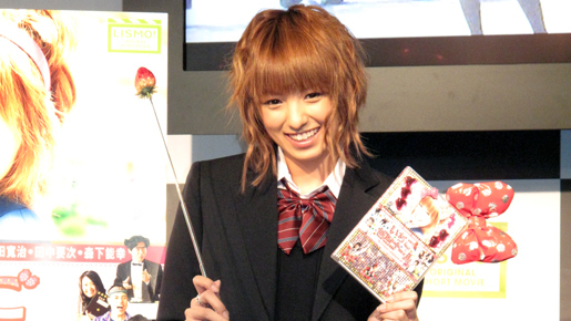 アッキーナ　可愛く写真に写る秘訣を伝授！