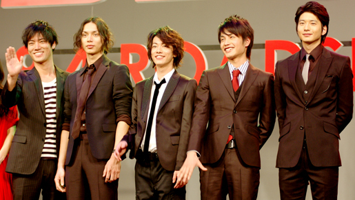 爆発あり、ツッコミあり  水嶋ヒロら『BECK』メンバー会見の生の声を動画でお届け！